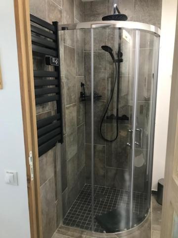 La Brindille Petit Mas Provencal Meuble De Tourisme 3 Etoiles 2-3 Personnes 1 Piece 30 M2 Tout Confort Lisiere Foret Jardin Jacuzzi Piscine Saint-Paul-en-Forêt Eksteriør billede